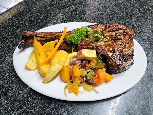 Tomahawk Steak